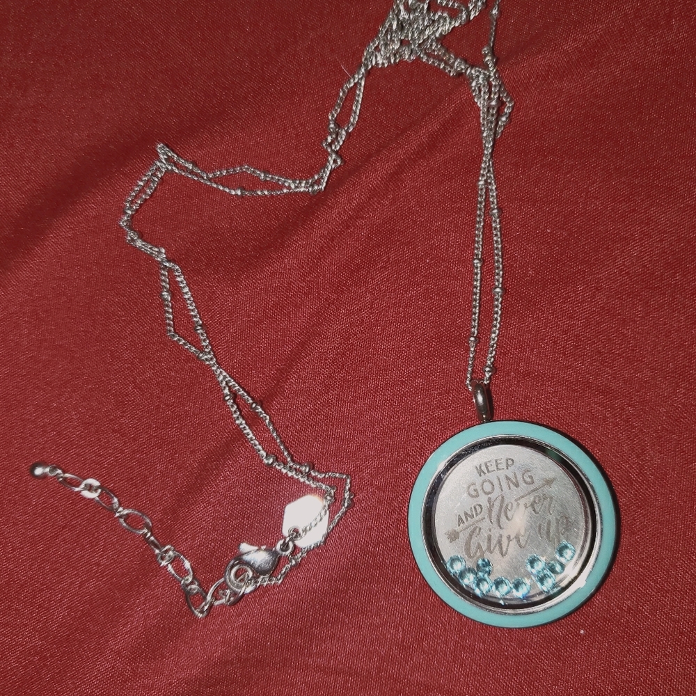 Never give up locket necklace